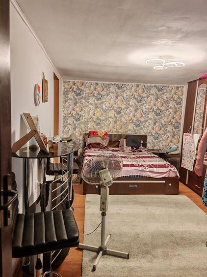 Casă individuală cu 4 camere cu Canalizare în Brâncoveanu