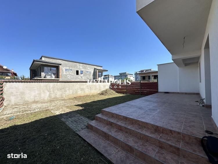 Casă cu 4 camere în Sânpetru