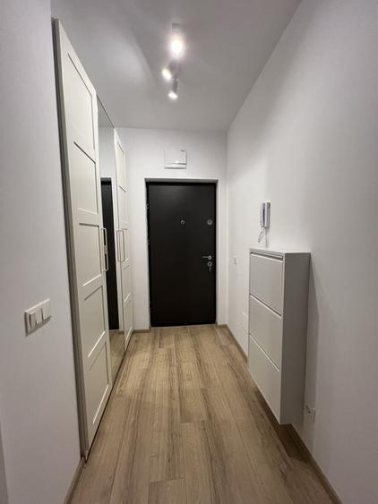Apartament cu 2 camere decomandat în Uverturii