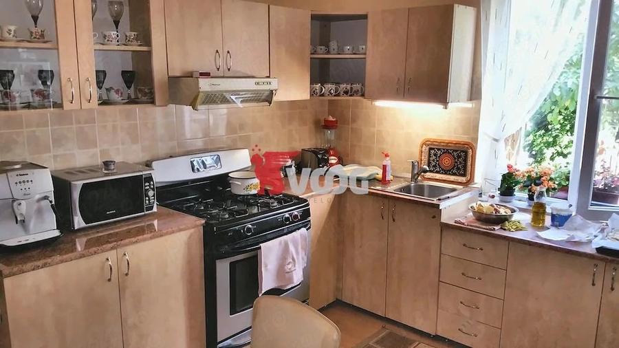 Casă cu 5 camere cu Teren 700 Mp în Fratelia