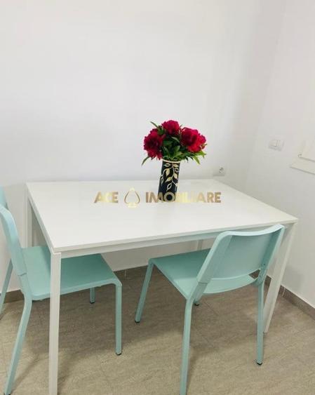 Apartament cu 2 camere decomandat, mobilat în Bd. Laminorului