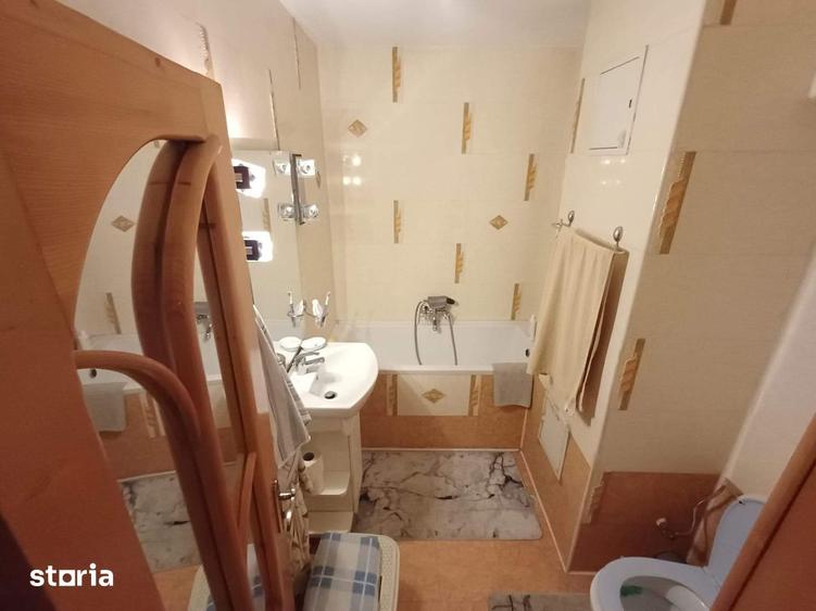 Apartament 2 camere, zona centrala - 1