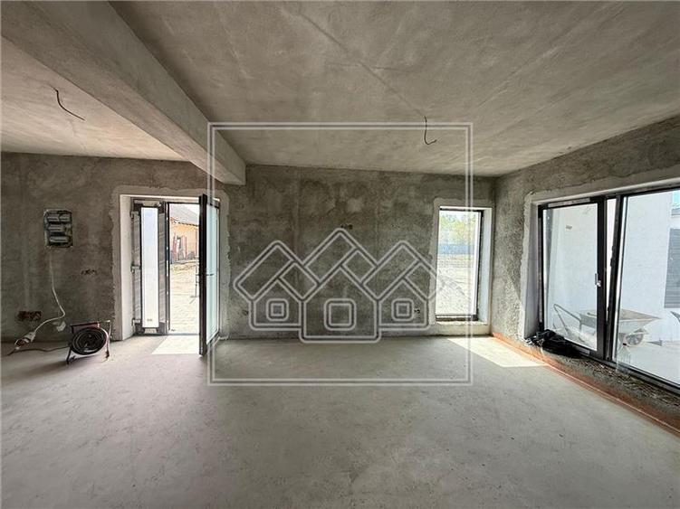 Casă individuală cu 4 camere cu Teren 575 Mp în Șelimbăr
