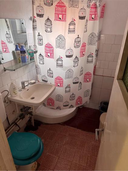 Apartament cu 2 camere decomandat în Exterior Vest