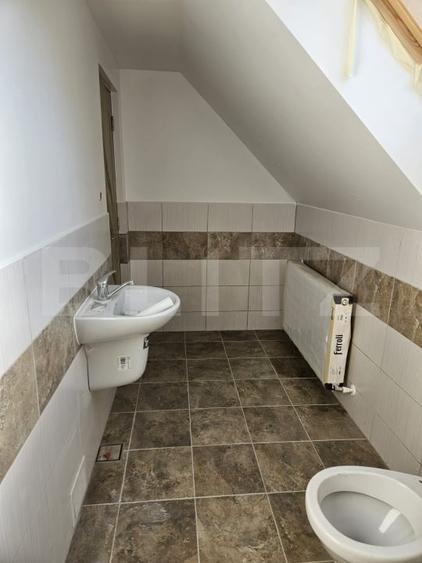 Casă individuală cu 13 camere cu Canalizare în Sighișoara