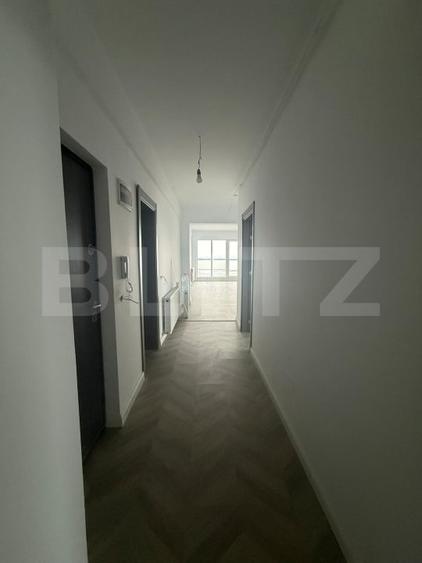 Apartament cu 3 camere decomandat în Micro 6