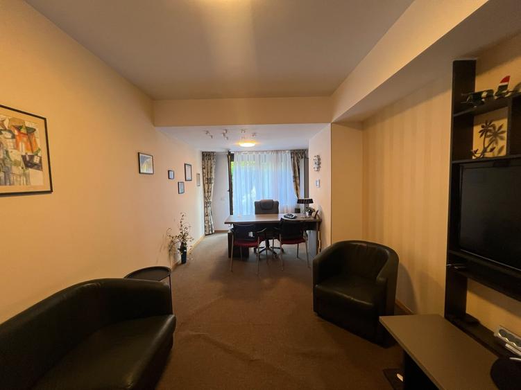 Apartament cu 3 camere decomandat, mobilat în Herăstrău