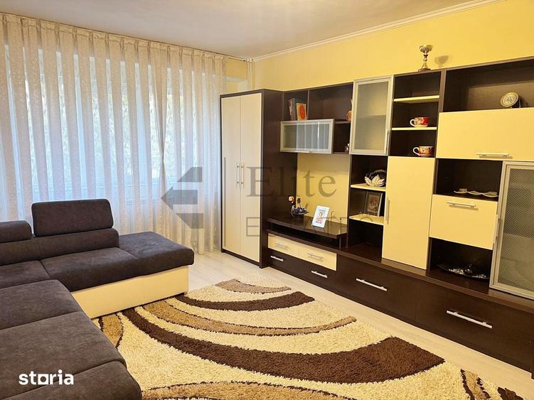 Apartament cu 3 camere în Decebal