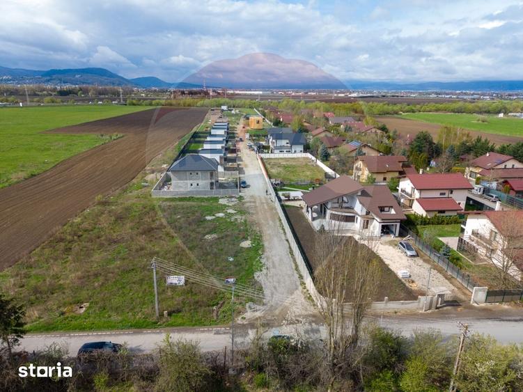 Oportunitate Investi?ie-Teren intravilan,+ utilita?i 1,200mp Sanpetru - 6