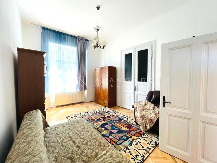 Casă individuală cu 4 camere cu Teren 200 Mp în Gruia