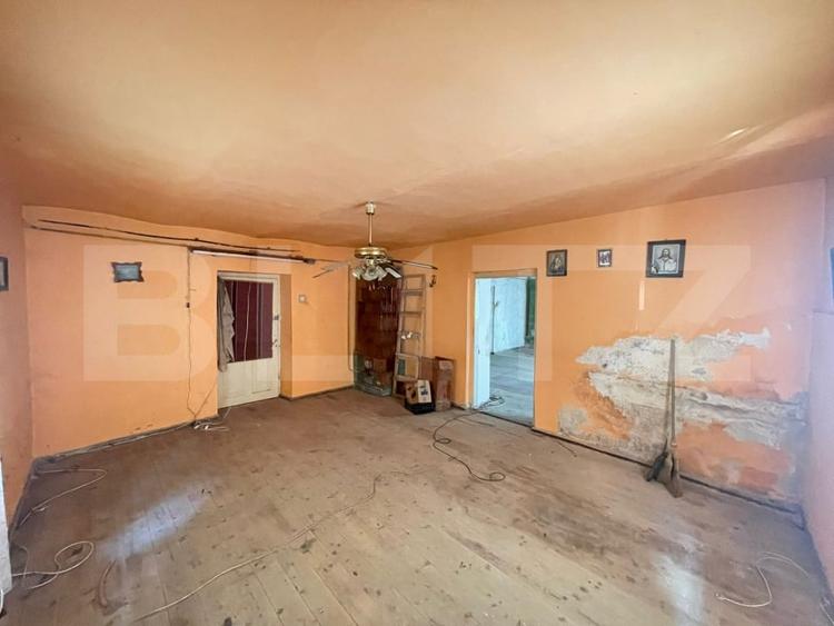 Apartament cu 3 camere semidecomandat în Ultracentral