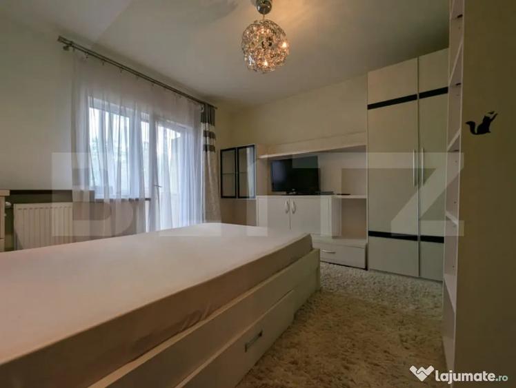 Apartament cu 3 camere semidecomandat în Dacia
