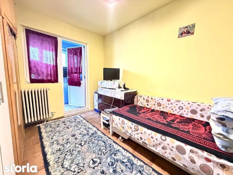 Apartament cu 2 camere semidecomandat, mobilat în Complex Studențesc