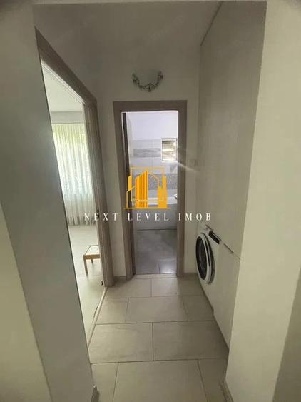 Apartament cu 2 camere semidecomandat în Craiovei