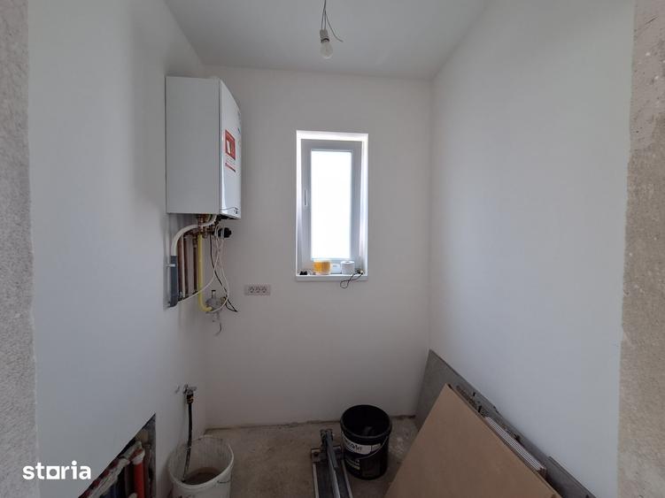 Casă cu 5 camere cu Teren 250 Mp în Ghiroda