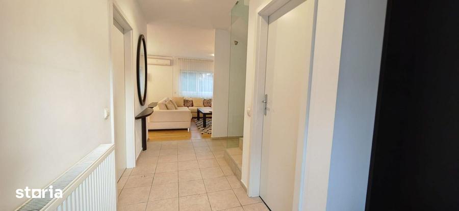 Casă cu 4 camere cu Teren 272 Mp în Central