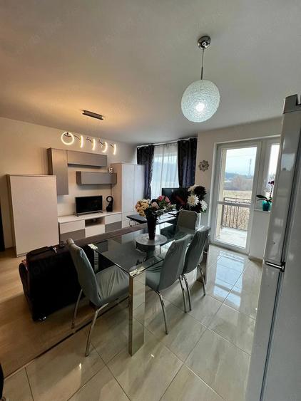 Apartament cu 2 camere decomandat în Bucium