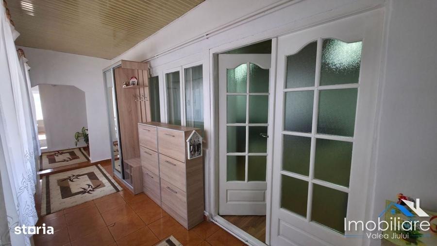 Casă cu 4 camere cu Teren 268 Mp în Central