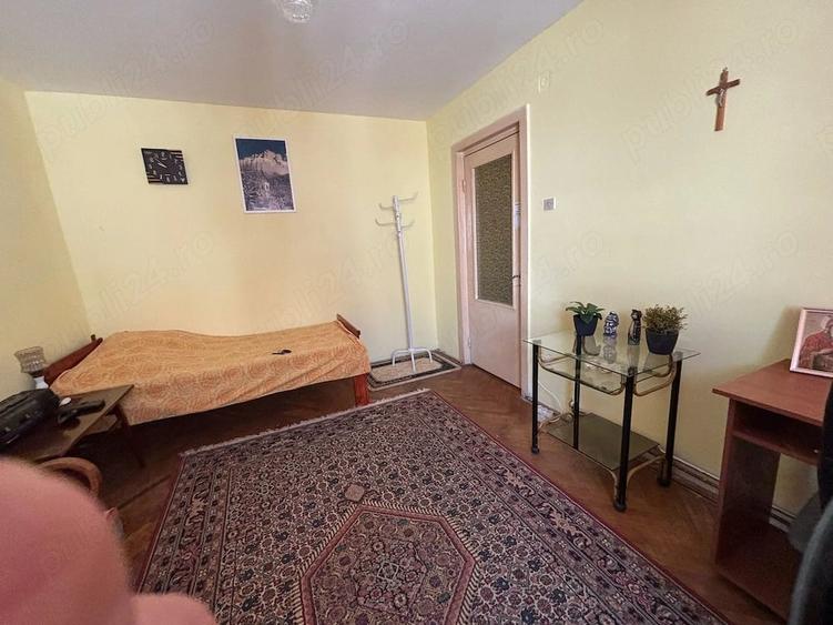 Garsonieră decomandată în Șagului