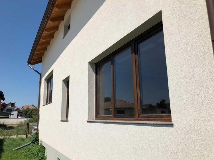 Casă cu 4 camere în Sebeș