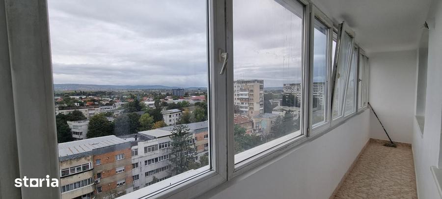 Apartament cu 3 camere în Cornișa