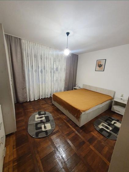 Apartament cu 2 camere decomandat în Capitol