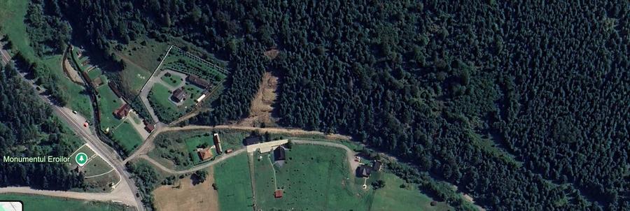 Teren de 3900 mp, în Vale
