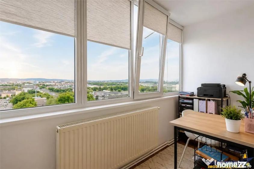 Apartament cu 3 camere decomandat în Dârste