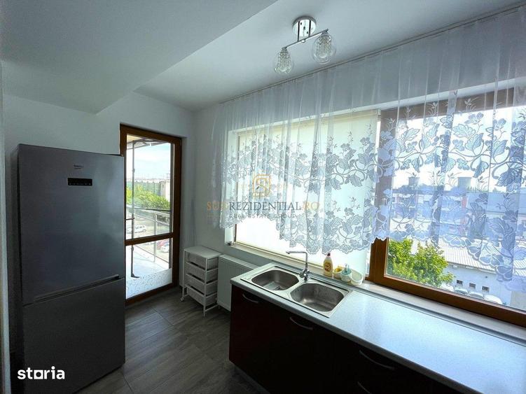 Apartament cu 3 camere, mobilat în Metalurgiei