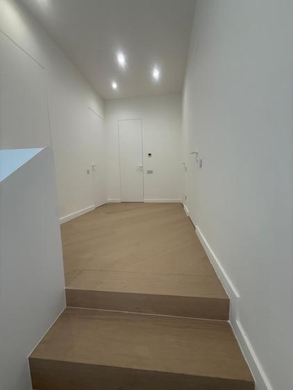 Penthouse cu 4 camere decomandat în Aviației