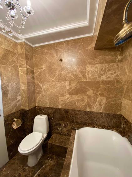 Apartament cu 4 camere decomandat în Apusului
