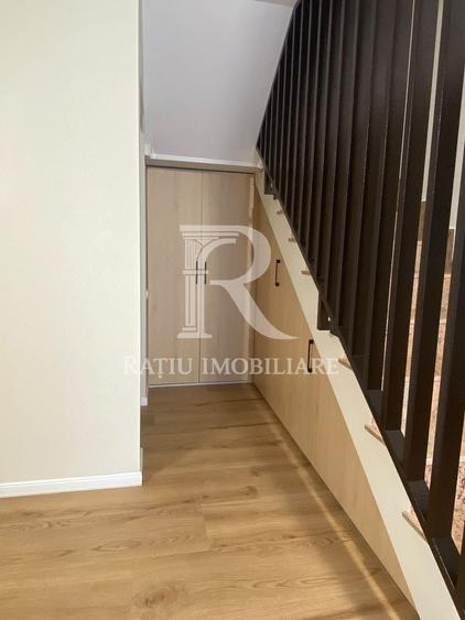Casă individuală cu 4 camere cu Piscina în Exterior Sud