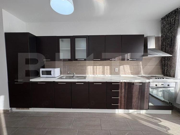 Apartament modern, parcare, zona Plopilor - 2