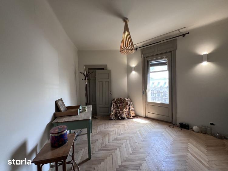Apartament cu 3 camere în Centrul Istoric