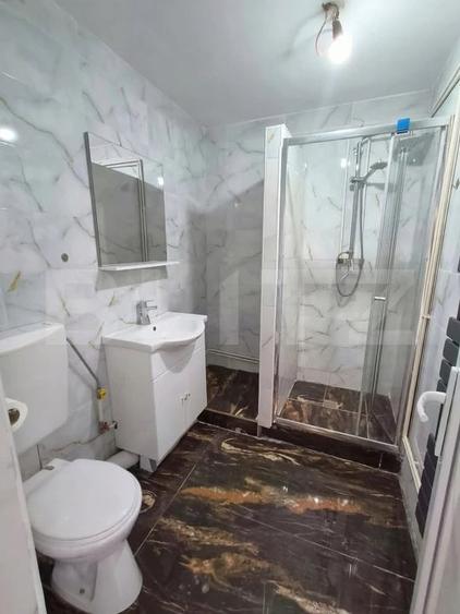 Apartament cu 2 camere decomandat în Craiter