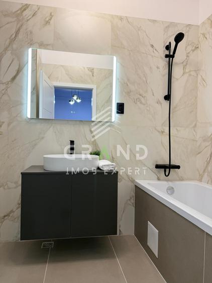 Apartament cu 2 camere semidecomandat, mobilat în Florești
