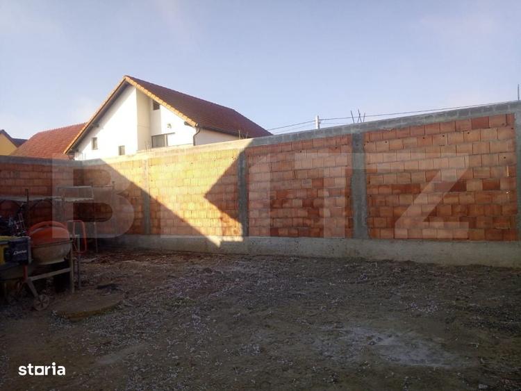 Casă cu 4 camere în Cristian
