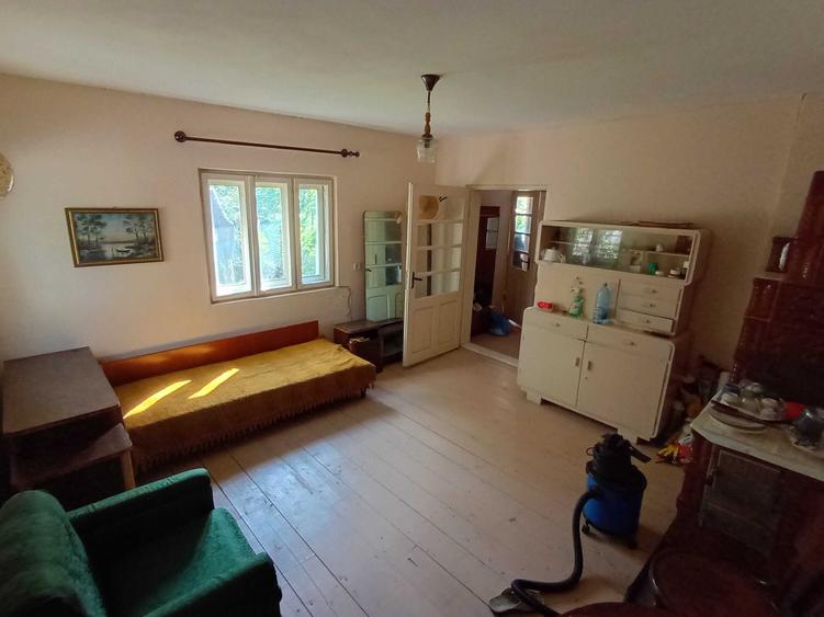 Casa si teren Slobozia Conachi (la 25km de Galati), 4 camere, 100mp utili, 740mp teren, zona linistita, neinundabil, intre case - 7
