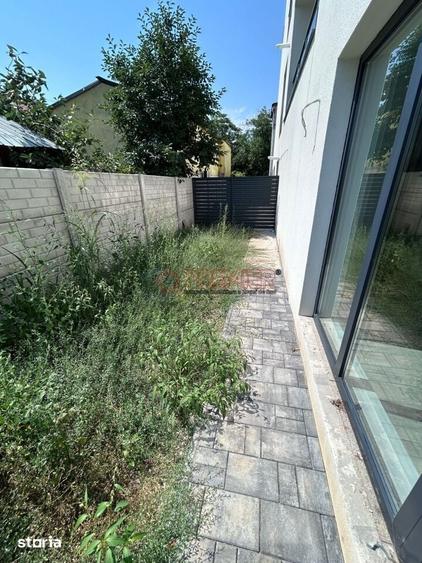 Apartament cu 2 camere în Apărătorii Patriei