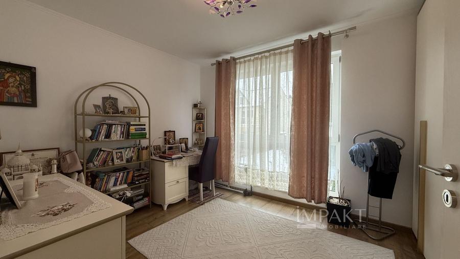 Duplex cu 4 camere cu Canalizare în Bună Ziua