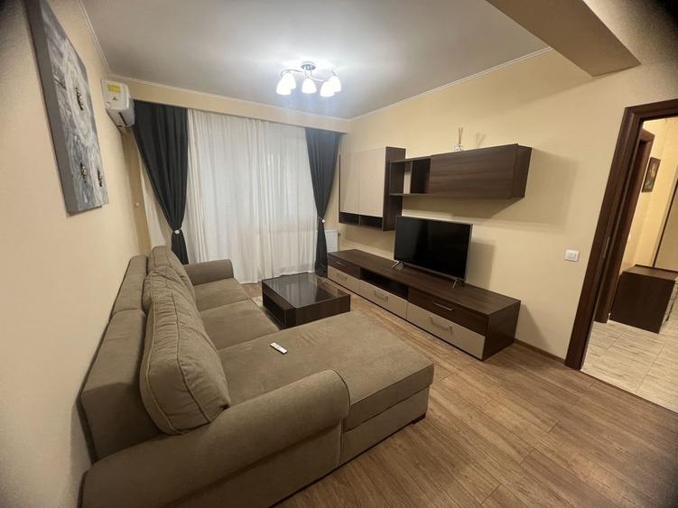 Apartament cu 2 camere decomandat în Decebal