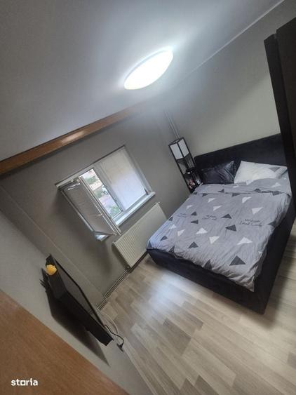 Apartament cu 3 camere decomandat în Exterior Vest