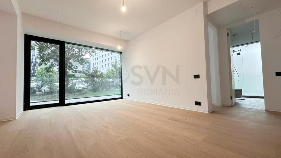 Apartament cu 3 camere semidecomandat în Floreasca