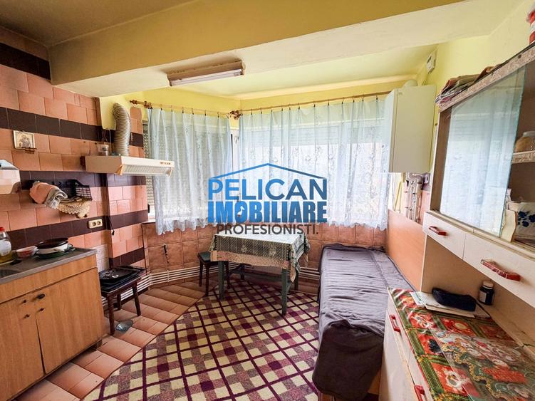Apartament cu 2 camere decomandat în Spitalului