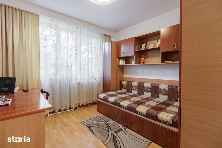 Apartament cu 3 camere decomandat în Drumul Taberei