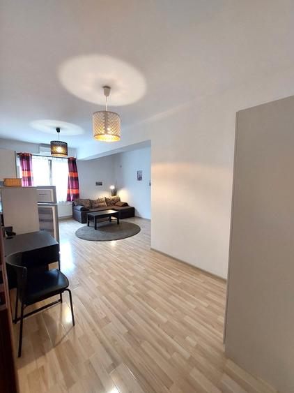 Apartament cu 2 camere decomandat în Decebal