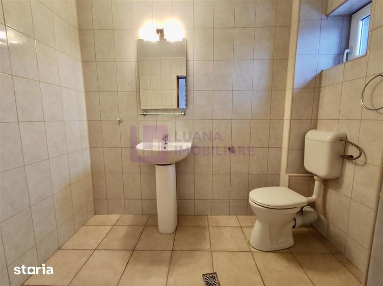 Casă cu 7 camere cu Teren 1540 Mp în Turnișor