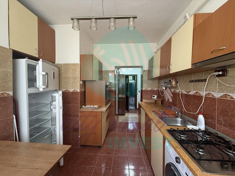 Apartament cu 2 camere decomandat în Baba Novac