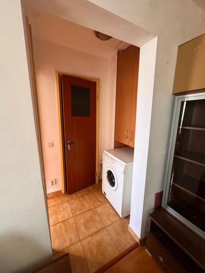 Apartament cu 2 camere semidecomandat în Dobroești