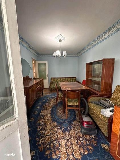 Apartament cu 4 camere decomandat în Ultracentral
